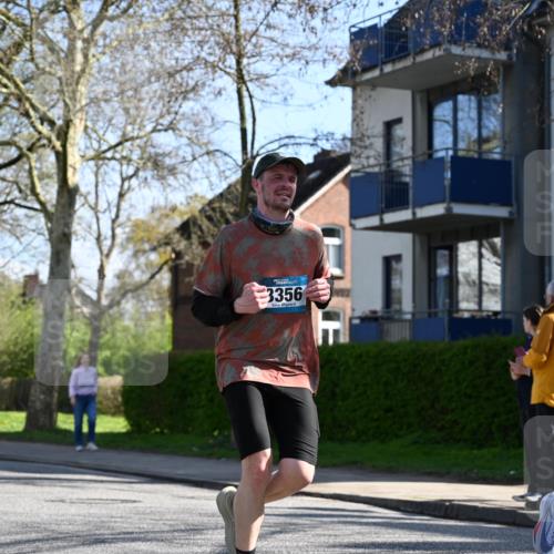 12.04.2026 - 45. Internationalen Wilhelmsburger Insellauf J. Mangold http://msf.ph/oto/9460812 12.04.2026 10:44:05 Ziel 4829, 4062, 5824, 3356, 5766, 5775, 3662, 2911, 4934, 2940, 4815, 4758, 5009, 4906, 5805, 2920 meine-sportfotos.de