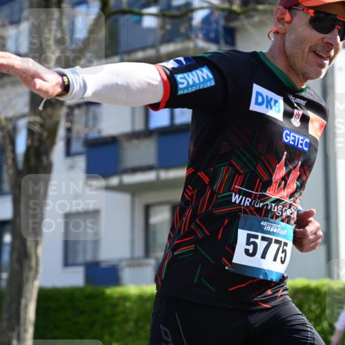 12.04.2026 - 45. Internationalen Wilhelmsburger Insellauf J. Mangold http://msf.ph/oto/9460873 12.04.2026 10:44:18 Ziel 5766, 5775, 3662, 2911, 4934, 2940, 4815, 4758, 5009, 4815, 4758, 5009, 4906, 5805, 2920, 3173, 2190, 4914, 5341, 5435, 5563, 2075 meine-sportfotos.de