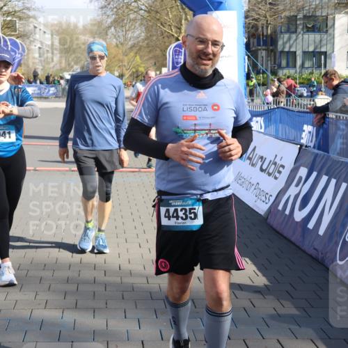 12.04.2026 - 45. Internationalen Wilhelmsburger Insellauf Strokosch-Dieckow http://msf.ph/oto/9460889 12.04.2026 10:50:45 Ziel 4435, 2720, 3234, 3855 meine-sportfotos.de