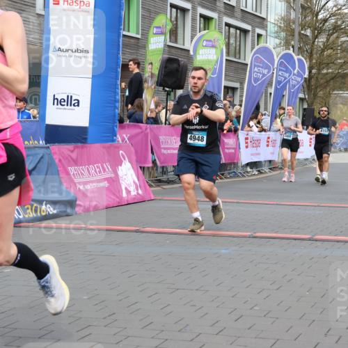 12.04.2026 - 45. Internationalen Wilhelmsburger Insellauf Strokosch-Dieckow http://msf.ph/oto/9460941 12.04.2026 13:18:56 Ziel 3277, 3828, 4948, 5488, 5663, 4727, 5541, 4153, 3528, 3527, 4400, 4403 meine-sportfotos.de