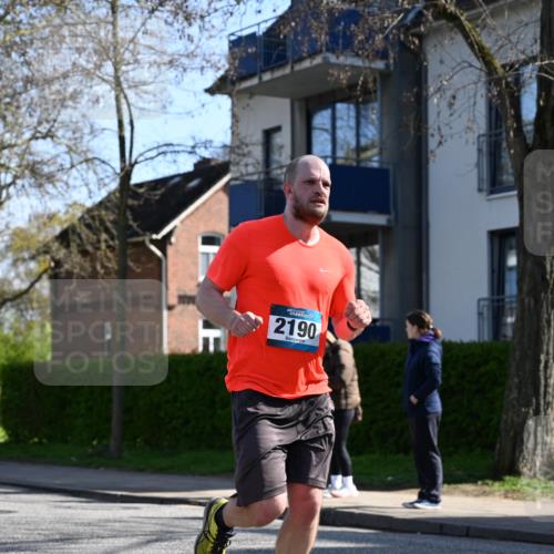 12.04.2026 - 45. Internationalen Wilhelmsburger Insellauf J. Mangold http://msf.ph/oto/9460982 12.04.2026 10:44:49 Ziel 5805, 2920, 3173, 2190, 4914, 5341, 5435, 5563, 2075, 2810, 3408, 4739, 3416, 2899, 4785, 3566, 5037, 5046, 3747, 3054, 2376, 2300, 3334, 4958, 3500, 4928, 4333, 2301, 2995, 2134 meine-sportfotos.de