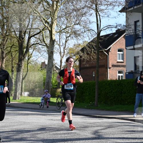 12.04.2026 - 45. Internationalen Wilhelmsburger Insellauf J. Mangold http://msf.ph/oto/9460993 12.04.2026 10:44:51 Ziel 2920, 3173, 2190, 4914, 5341, 5435, 5563, 2075, 2810, 3408, 4739, 3416, 2899, 4785, 2899, 4785, 3566, 5037, 5046, 3747, 3054, 2376, 2300, 3334, 2300, 3334, 4958, 3500, 4928, 4333, 2301, 2995, 2134, 3369 meine-sportfotos.de