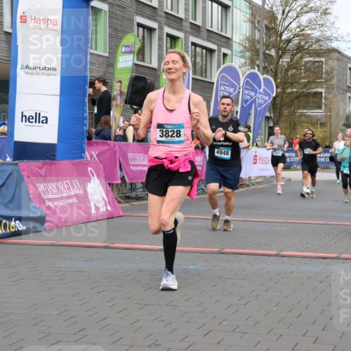 12.04.2026 - 45. Internationalen Wilhelmsburger Insellauf Strokosch-Dieckow http://msf.ph/oto/9461007 12.04.2026 13:18:55 Ziel 3277, 3828, 4948, 5488, 5663, 4727, 5541, 4153 meine-sportfotos.de