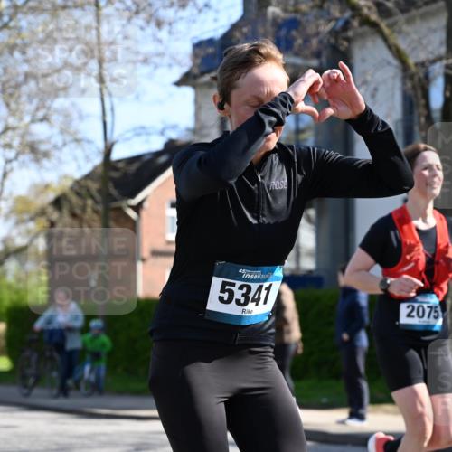 12.04.2026 - 45. Internationalen Wilhelmsburger Insellauf J. Mangold http://msf.ph/oto/9461011 12.04.2026 10:44:53 Ziel 2920, 3173, 2190, 4914, 5341, 5435, 5563, 2075, 2810, 3408, 4739, 3416, 2899, 4785, 3566, 5037, 5046, 3747, 3054, 2376, 2300, 3334, 4958, 3500, 4928, 4333, 2301, 2995, 2134, 3369, 4635, 3772 meine-sportfotos.de
