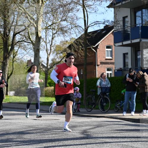 12.04.2026 - 45. Internationalen Wilhelmsburger Insellauf J. Mangold http://msf.ph/oto/9461035 12.04.2026 10:44:55 Ziel 3173, 2190, 4914, 5341, 5435, 5563, 2075, 2810, 3408, 4739, 3416, 2899, 4785, 3566, 5037, 5046, 3747, 3054, 2376, 2300, 3334, 4958, 3500, 4928, 4333, 2301, 2995, 2134, 3369, 4635, 3772 meine-sportfotos.de