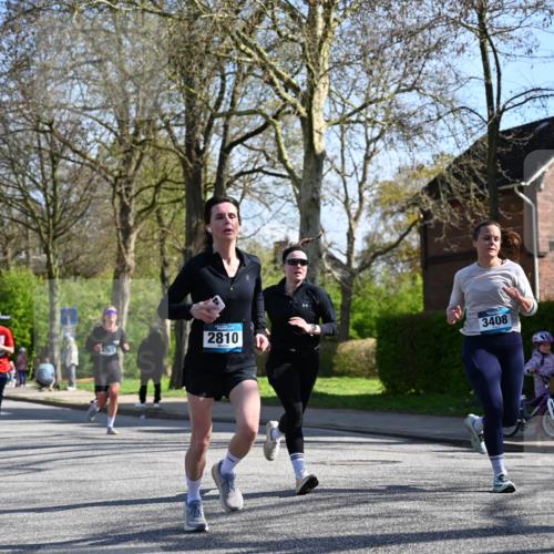12.04.2026 - 45. Internationalen Wilhelmsburger Insellauf J. Mangold http://msf.ph/oto/9461045 12.04.2026 10:44:56 Ziel 3173, 2190, 4914, 5341, 5435, 5563, 2075, 2810, 3408, 4739, 3416, 2899, 4785, 3566, 5037, 5046, 5037, 5046, 3747, 3054, 2376, 2300, 3334, 4958, 3500, 4958, 3500, 4928, 4333, 2301, 2995, 2134, 3369, 4635, 3772 meine-sportfotos.de