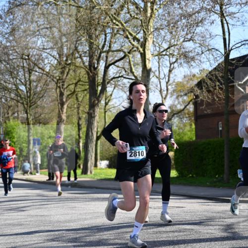 12.04.2026 - 45. Internationalen Wilhelmsburger Insellauf J. Mangold http://msf.ph/oto/9461050 12.04.2026 10:44:56 Ziel 3173, 2190, 4914, 5341, 5435, 5563, 2075, 2810, 3408, 4739, 3416, 2899, 4785, 3566, 5037, 5046, 5037, 5046, 3747, 3054, 2376, 2300, 3334, 4958, 3500, 4958, 3500, 4928, 4333, 2301, 2995, 2134, 3369, 4635, 3772 meine-sportfotos.de