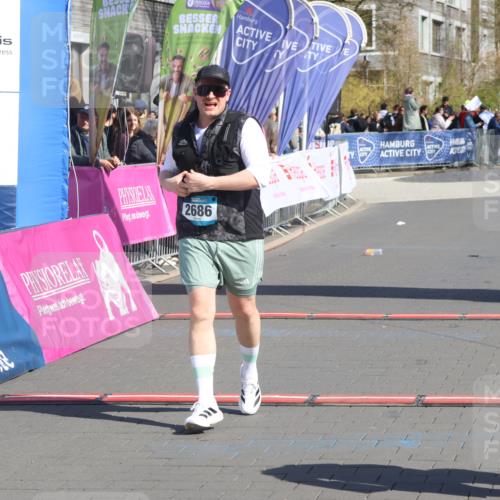 12.04.2026 - 45. Internationalen Wilhelmsburger Insellauf Strokosch-Dieckow http://msf.ph/oto/9461053 12.04.2026 11:08:46 Ziel 2686 meine-sportfotos.de