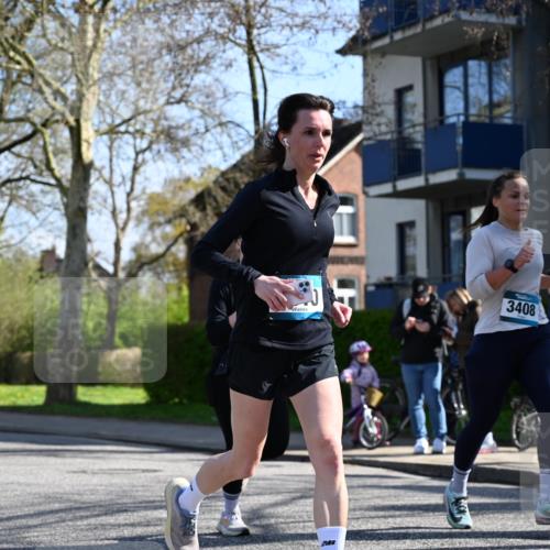 12.04.2026 - 45. Internationalen Wilhelmsburger Insellauf J. Mangold http://msf.ph/oto/9461060 12.04.2026 10:44:57 Ziel 3173, 2190, 4914, 5341, 5435, 5563, 2075, 2810, 3408, 4739, 3416, 2899, 4785, 3566, 5037, 5046, 3747, 3747, 3054, 2376, 2300, 3334, 4958, 3500, 4928, 4928, 4333, 2301, 2995, 2134, 3369, 4635, 3772, 3337 meine-sportfotos.de