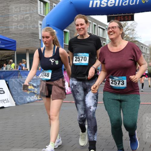 12.04.2026 - 45. Internationalen Wilhelmsburger Insellauf Strokosch-Dieckow http://msf.ph/oto/9461072 12.04.2026 13:18:52 Ziel 3248, 2570, 2573, 3277, 3828, 4948, 5488 meine-sportfotos.de
