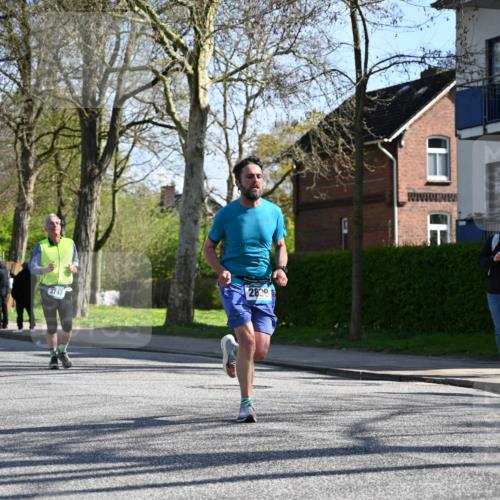 12.04.2026 - 45. Internationalen Wilhelmsburger Insellauf J. Mangold http://msf.ph/oto/9461079 12.04.2026 10:45:03 Ziel 5435, 5563, 2075, 2810, 3408, 4739, 3416, 2899, 4785, 3566, 5037, 5046, 3747, 3054, 2376, 2300, 3334, 2300, 3334, 4958, 3500, 4928, 4333, 2301, 2995, 2134, 3369, 4635, 3772, 3337, 3680, 5325, 3653, 4139, 4531, 5694 meine-sportfotos.de