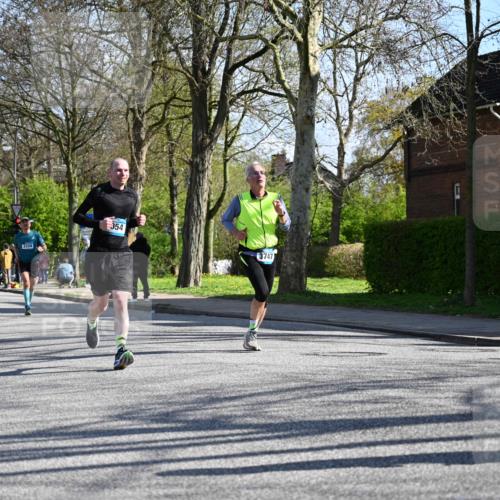 12.04.2026 - 45. Internationalen Wilhelmsburger Insellauf J. Mangold http://msf.ph/oto/9461090 12.04.2026 10:45:04 Ziel 5563, 2075, 2810, 3408, 4739, 3416, 2899, 4785, 3566, 5037, 5046, 3747, 3054, 2376, 2300, 3334, 4958, 3500, 4928, 4333, 2301, 2995, 2134, 3369, 4635, 4635, 3772, 3337, 3680, 5325, 3653, 4139, 4531, 5694, 2216, 3430 meine-sportfotos.de
