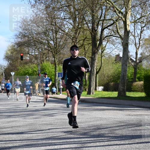12.04.2026 - 45. Internationalen Wilhelmsburger Insellauf J. Mangold http://msf.ph/oto/9461117 12.04.2026 10:45:07 Ziel 2810, 3408, 4739, 3416, 2899, 4785, 3566, 5037, 5046, 3747, 3054, 2376, 2300, 3334, 4958, 3500, 4928, 4333, 2301, 2995, 2134, 3369, 4635, 3772, 3337, 3680, 5325, 3653, 4139, 4531, 5694, 2216, 3430, 5594, 4481, 4682 meine-sportfotos.de