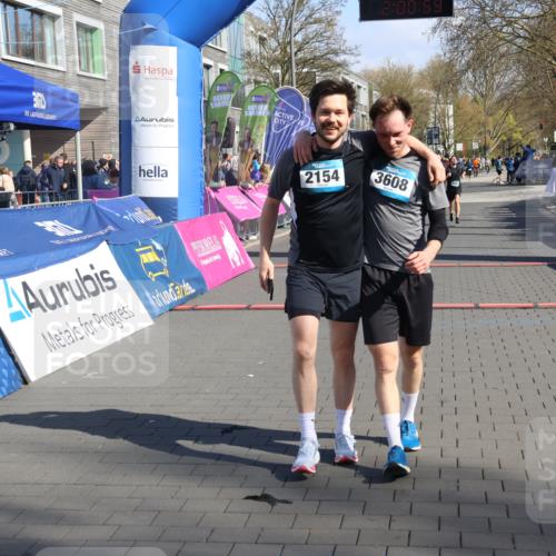 12.04.2026 - 45. Internationalen Wilhelmsburger Insellauf Strokosch-Dieckow http://msf.ph/oto/9461119 12.04.2026 10:50:58 Ziel 4903 meine-sportfotos.de