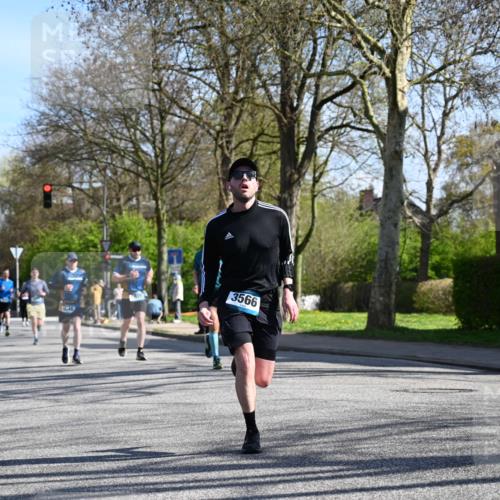 12.04.2026 - 45. Internationalen Wilhelmsburger Insellauf J. Mangold http://msf.ph/oto/9461120 12.04.2026 10:45:07 Ziel 2810, 3408, 4739, 3416, 2899, 4785, 3566, 5037, 5046, 3747, 3054, 2376, 2300, 3334, 4958, 3500, 4928, 4333, 2301, 2995, 2134, 3369, 4635, 3772, 3337, 3680, 5325, 3653, 4139, 4531, 5694, 2216, 3430, 5594, 4481, 4682 meine-sportfotos.de