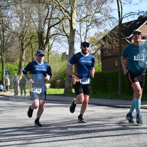 12.04.2026 - 45. Internationalen Wilhelmsburger Insellauf J. Mangold http://msf.ph/oto/9461146 12.04.2026 10:45:11 Ziel 2899, 4785, 3566, 5037, 5046, 3747, 3054, 2376, 2300, 3334, 4958, 3500, 4928, 4333, 2301, 2995, 4333, 2301, 2995, 2134, 3369, 4635, 3772, 3337, 3680, 5325, 3653, 4139, 4531, 5694, 2216, 3430, 5594, 4481, 4682 meine-sportfotos.de