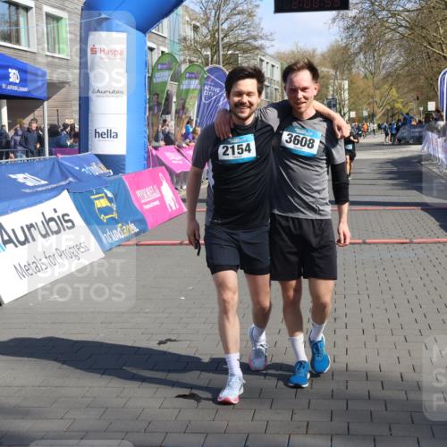 12.04.2026 - 45. Internationalen Wilhelmsburger Insellauf Strokosch-Dieckow http://msf.ph/oto/9461160 12.04.2026 10:50:58 Ziel 4903 meine-sportfotos.de