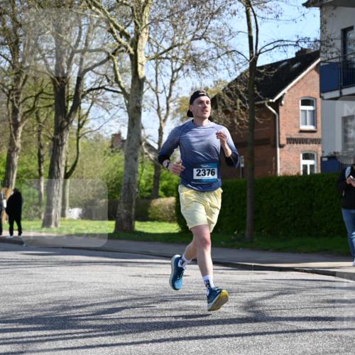 12.04.2026 - 45. Internationalen Wilhelmsburger Insellauf J. Mangold http://msf.ph/oto/9461166 12.04.2026 10:45:14 Ziel 2899, 4785, 3566, 5037, 5046, 3747, 3054, 2376, 2300, 3334, 4958, 3500, 4928, 4333, 2301, 2995, 2134, 3369, 3369, 4635, 3772, 3337, 3680, 5325, 3653, 4139, 4531, 5694, 2216, 3430, 5594, 4481, 4682, 5664 meine-sportfotos.de