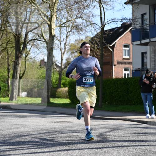 12.04.2026 - 45. Internationalen Wilhelmsburger Insellauf J. Mangold http://msf.ph/oto/9461168 12.04.2026 10:45:14 Ziel 2899, 4785, 3566, 5037, 5046, 3747, 3054, 2376, 2300, 3334, 4958, 3500, 4928, 4333, 2301, 2995, 2134, 3369, 3369, 4635, 3772, 3337, 3680, 5325, 3653, 4139, 4531, 5694, 2216, 3430, 5594, 4481, 4682, 5664 meine-sportfotos.de