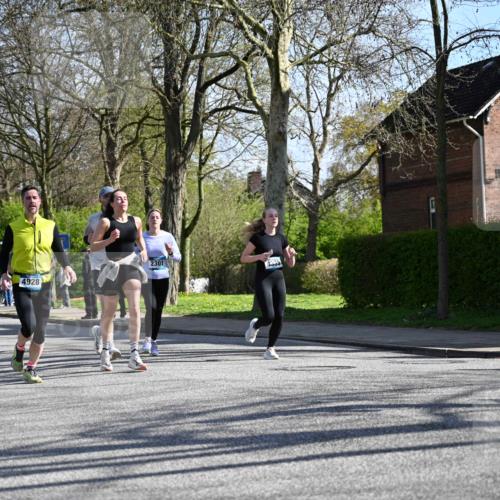 12.04.2026 - 45. Internationalen Wilhelmsburger Insellauf J. Mangold http://msf.ph/oto/9461189 12.04.2026 10:45:21 Ziel 5037, 5046, 3747, 3054, 2376, 2300, 3334, 4958, 3500, 4928, 4333, 2301, 2995, 2134, 3369, 4635, 3772, 3337, 3337, 3680, 5325, 3653, 4139, 4531, 5694, 2216, 3430, 5594, 4481, 4682, 5664, 3172, 2691, 3256, 3848, 3849, 5690 meine-sportfotos.de