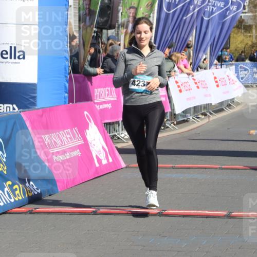12.04.2026 - 45. Internationalen Wilhelmsburger Insellauf Strokosch-Dieckow http://msf.ph/oto/9461195 12.04.2026 11:09:01 Ziel 4624, 3732, 4232, 3569, 5285 meine-sportfotos.de