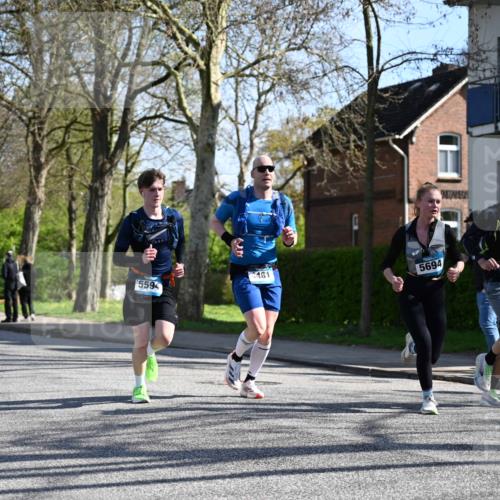 12.04.2026 - 45. Internationalen Wilhelmsburger Insellauf J. Mangold http://msf.ph/oto/9461287 12.04.2026 10:45:43 Ziel 3337, 3680, 5325, 3653, 4139, 4531, 5694, 2216, 3430, 5594, 4481, 4682, 5664, 3172, 2691, 3256, 3256, 3848, 3849, 5690, 4182, 2460, 2706, 4357, 3952, 4755, 3480, 5050, 5598 meine-sportfotos.de