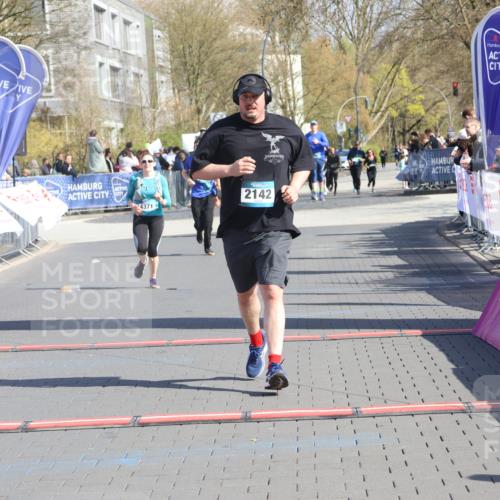 12.04.2026 - 45. Internationalen Wilhelmsburger Insellauf Strokosch-Dieckow http://msf.ph/oto/9461303 12.04.2026 11:09:14 Ziel 0000, 2142, 4371 meine-sportfotos.de