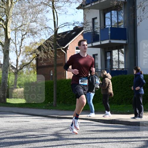 12.04.2026 - 45. Internationalen Wilhelmsburger Insellauf J. Mangold http://msf.ph/oto/9461316 12.04.2026 10:45:48 Ziel 5325, 3653, 4139, 4531, 5694, 2216, 3430, 5594, 4481, 4682, 5664, 3172, 2691, 3256, 3848, 3849, 5690, 4182, 2460, 2460, 2706, 4357, 3952, 4755, 4755, 3480, 5050, 5598, 3635, 4762, 5466, 2596, 3008 meine-sportfotos.de