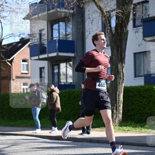 12.04.2026 - 45. Internationalen Wilhelmsburger Insellauf J. Mangold http://msf.ph/oto/9461325 12.04.2026 10:45:48 Ziel 5325, 3653, 4139, 4531, 5694, 2216, 3430, 5594, 4481, 4682, 5664, 3172, 2691, 3256, 3848, 3849, 5690, 4182, 2460, 2460, 2706, 4357, 3952, 4755, 4755, 3480, 5050, 5598, 3635, 4762, 5466, 2596, 3008 meine-sportfotos.de