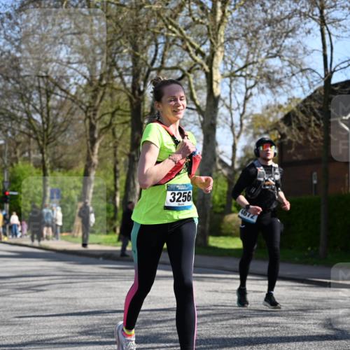 12.04.2026 - 45. Internationalen Wilhelmsburger Insellauf J. Mangold http://msf.ph/oto/9461412 12.04.2026 10:45:59 Ziel 5664, 3172, 2691, 3256, 3848, 3849, 5690, 4182, 2460, 2706, 4357, 3952, 4755, 3480, 5050, 5598, 3635, 4762, 5466, 2596, 5466, 2596, 3008, 4631, 2841, 5726, 5562, 3484, 4331, 3553 meine-sportfotos.de