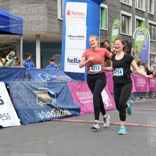 12.04.2026 - 45. Internationalen Wilhelmsburger Insellauf Strokosch-Dieckow http://msf.ph/oto/9461415 12.04.2026 13:18:39 Ziel 3630, 5714, 4213, 2516, 2517, 4031, 3694 meine-sportfotos.de
