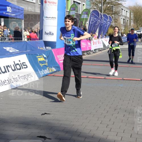 12.04.2026 - 45. Internationalen Wilhelmsburger Insellauf Strokosch-Dieckow http://msf.ph/oto/9461417 12.04.2026 11:09:22 Ziel 4371, 3748, 3701, 2050 meine-sportfotos.de