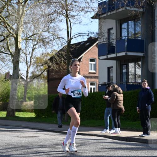 12.04.2026 - 45. Internationalen Wilhelmsburger Insellauf J. Mangold http://msf.ph/oto/9461473 12.04.2026 10:46:10 Ziel 5690, 4182, 2460, 2706, 4357, 3952, 4755, 3480, 5050, 5598, 3635, 4762, 3635, 4762, 5466, 2596, 3008, 4631, 2841, 5726, 5562, 3484, 3484, 4331, 3553, 3713, 3860, 5538, 4706, 4700, 5803, 2206 meine-sportfotos.de