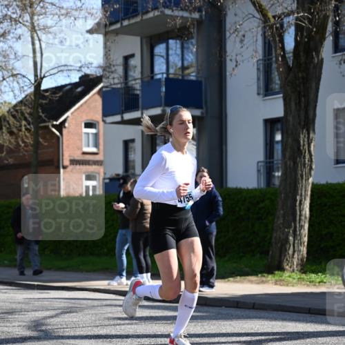12.04.2026 - 45. Internationalen Wilhelmsburger Insellauf J. Mangold http://msf.ph/oto/9461485 12.04.2026 10:46:11 Ziel 4182, 2460, 2706, 4357, 3952, 4755, 3480, 5050, 5598, 3635, 4762, 5466, 2596, 5466, 2596, 3008, 4631, 2841, 5726, 5562, 3484, 4331, 3553, 4331, 3553, 3713, 3860, 5538, 4706, 4700, 5803, 2206, 5421, 5626 meine-sportfotos.de