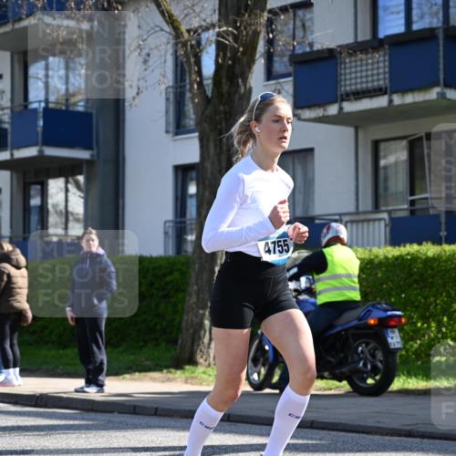 12.04.2026 - 45. Internationalen Wilhelmsburger Insellauf J. Mangold http://msf.ph/oto/9461493 12.04.2026 10:46:11 Ziel 4182, 2460, 2706, 4357, 3952, 4755, 3480, 5050, 5598, 3635, 4762, 5466, 2596, 5466, 2596, 3008, 4631, 2841, 5726, 5562, 3484, 4331, 3553, 4331, 3553, 3713, 3860, 5538, 4706, 4700, 5803, 2206, 5421, 5626 meine-sportfotos.de