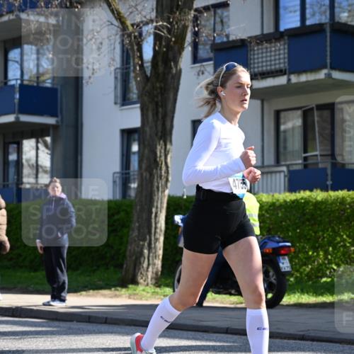 12.04.2026 - 45. Internationalen Wilhelmsburger Insellauf J. Mangold http://msf.ph/oto/9461494 12.04.2026 10:46:11 Ziel 4182, 2460, 2706, 4357, 3952, 4755, 3480, 5050, 5598, 3635, 4762, 5466, 2596, 5466, 2596, 3008, 4631, 2841, 5726, 5562, 3484, 4331, 3553, 4331, 3553, 3713, 3860, 5538, 4706, 4700, 5803, 2206, 5421, 5626 meine-sportfotos.de