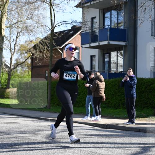 12.04.2026 - 45. Internationalen Wilhelmsburger Insellauf J. Mangold http://msf.ph/oto/9461538 12.04.2026 10:46:21 Ziel 4755, 3480, 5050, 5598, 3635, 4762, 5466, 2596, 3008, 4631, 2841, 5726, 5562, 3484, 4331, 3553, 3713, 3860, 5538, 4706, 4700, 5803, 2206, 5421, 5626, 3493, 3494, 3010, 3854, 2393, 2845, 3332, 3349, 4297 meine-sportfotos.de