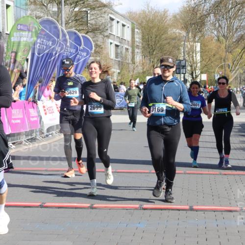 12.04.2026 - 45. Internationalen Wilhelmsburger Insellauf Strokosch-Dieckow http://msf.ph/oto/9461580 12.04.2026 11:09:33 Ziel 4406, 3169, 2699, 3005, 5629, 2620, 2601 meine-sportfotos.de