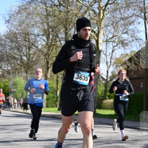 12.04.2026 - 45. Internationalen Wilhelmsburger Insellauf J. Mangold http://msf.ph/oto/9461582 12.04.2026 10:46:26 Ziel 3480, 5050, 5598, 3635, 4762, 5466, 2596, 3008, 4631, 2841, 5726, 5562, 3484, 4331, 3553, 3713, 3860, 3860, 5538, 4706, 4700, 5803, 2206, 5421, 5626, 3493, 3494, 3010, 3854, 2393, 2845, 3332, 3349, 4297, 3830, 3098, 5445 meine-sportfotos.de