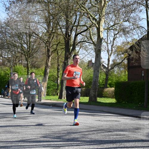 12.04.2026 - 45. Internationalen Wilhelmsburger Insellauf J. Mangold http://msf.ph/oto/9461600 12.04.2026 10:46:30 Ziel 3635, 4762, 5466, 2596, 3008, 4631, 2841, 5726, 5562, 3484, 4331, 3553, 3713, 3860, 5538, 4706, 4700, 4700, 5803, 2206, 5421, 5626, 3493, 3494, 3010, 3854, 2393, 2845, 3332, 3349, 4297, 3830, 3098, 5445, 4992, 3450 meine-sportfotos.de