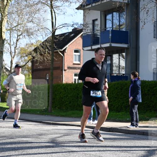 12.04.2026 - 45. Internationalen Wilhelmsburger Insellauf J. Mangold http://msf.ph/oto/9461649 12.04.2026 10:46:36 Ziel 5466, 2596, 3008, 4631, 2841, 5726, 5562, 3484, 4331, 3553, 3713, 3860, 5538, 4706, 4700, 5803, 2206, 5421, 5626, 3493, 3494, 3493, 3494, 3010, 3854, 2393, 2845, 3332, 3349, 4297, 3830, 3098, 5445, 4992, 3450, 5054 meine-sportfotos.de