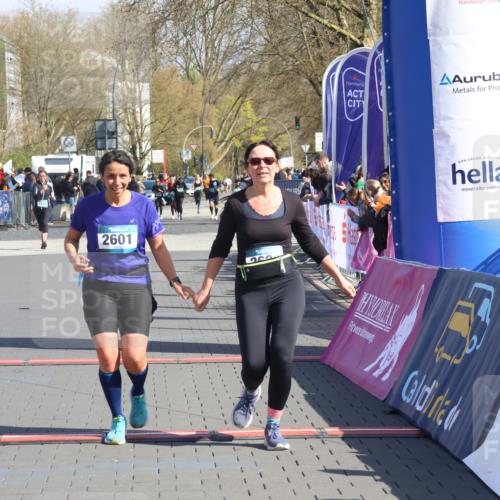 12.04.2026 - 45. Internationalen Wilhelmsburger Insellauf Strokosch-Dieckow http://msf.ph/oto/9461654 12.04.2026 11:09:36 Ziel 3169, 2699, 3005, 5629, 2620, 2601 meine-sportfotos.de