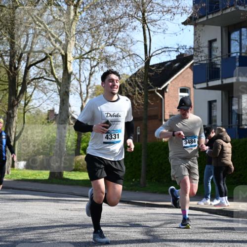 12.04.2026 - 45. Internationalen Wilhelmsburger Insellauf J. Mangold http://msf.ph/oto/9461657 12.04.2026 10:46:37 Ziel 3008, 4631, 2841, 5726, 5562, 3484, 4331, 3553, 3713, 3860, 5538, 4706, 4700, 5803, 2206, 5421, 5626, 3493, 3494, 3010, 3854, 3010, 3854, 2393, 2845, 3332, 3349, 4297, 3830, 3098, 5445, 3098, 5445, 4992, 3450, 5054 meine-sportfotos.de