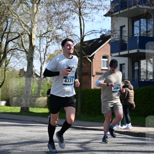 12.04.2026 - 45. Internationalen Wilhelmsburger Insellauf J. Mangold http://msf.ph/oto/9461659 12.04.2026 10:46:37 Ziel 3008, 4631, 2841, 5726, 5562, 3484, 4331, 3553, 3713, 3860, 5538, 4706, 4700, 5803, 2206, 5421, 5626, 3493, 3494, 3010, 3854, 3010, 3854, 2393, 2845, 3332, 3349, 4297, 3830, 3098, 5445, 3098, 5445, 4992, 3450, 5054 meine-sportfotos.de