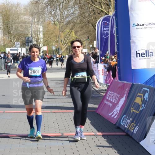 12.04.2026 - 45. Internationalen Wilhelmsburger Insellauf Strokosch-Dieckow http://msf.ph/oto/9461669 12.04.2026 11:09:36 Ziel 3169, 2699, 3005, 5629, 2620, 2601 meine-sportfotos.de
