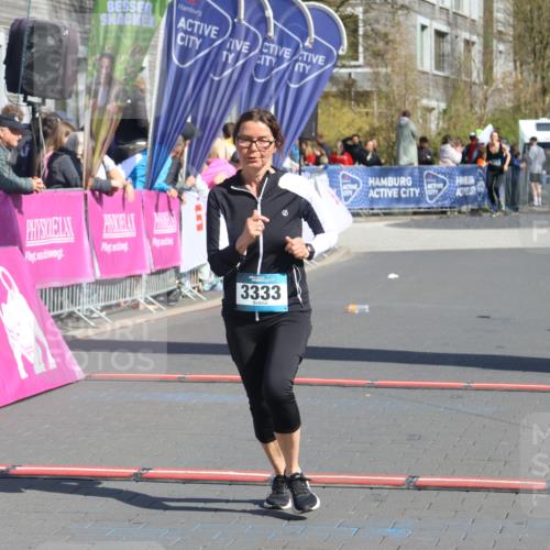 12.04.2026 - 45. Internationalen Wilhelmsburger Insellauf Strokosch-Dieckow http://msf.ph/oto/9461717 12.04.2026 11:09:46 Ziel 3333 meine-sportfotos.de
