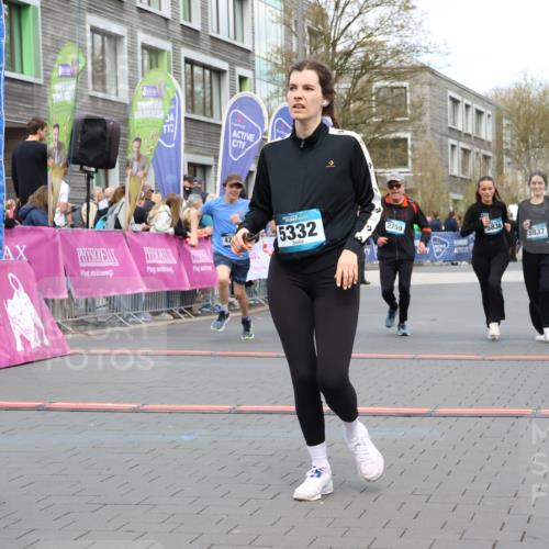12.04.2026 - 45. Internationalen Wilhelmsburger Insellauf Strokosch-Dieckow http://msf.ph/oto/9461735 12.04.2026 13:18:24 Ziel 5465, 4998, 5332, 4203, 4202, 5836, 2759 meine-sportfotos.de