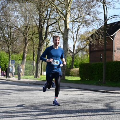 12.04.2026 - 45. Internationalen Wilhelmsburger Insellauf J. Mangold http://msf.ph/oto/9461750 12.04.2026 10:46:51 Ziel 3860, 5538, 4706, 4700, 5803, 2206, 5421, 5626, 3493, 3494, 3010, 3854, 2393, 2845, 3332, 3349, 4297, 3830, 3098, 5445, 4992, 3450, 5054, 2358, 4932 meine-sportfotos.de