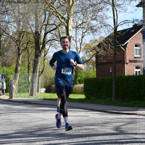 12.04.2026 - 45. Internationalen Wilhelmsburger Insellauf J. Mangold http://msf.ph/oto/9461754 12.04.2026 10:46:51 Ziel 3860, 5538, 4706, 4700, 5803, 2206, 5421, 5626, 3493, 3494, 3010, 3854, 2393, 2845, 3332, 3349, 4297, 3830, 3098, 5445, 4992, 3450, 5054, 2358, 4932 meine-sportfotos.de