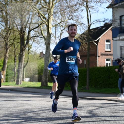 12.04.2026 - 45. Internationalen Wilhelmsburger Insellauf J. Mangold http://msf.ph/oto/9461763 12.04.2026 10:46:52 Ziel 5538, 4706, 4700, 5803, 2206, 5421, 5626, 3493, 3494, 3010, 3854, 2393, 2845, 3332, 3349, 4297, 3830, 3098, 5445, 4992, 3450, 5054, 2358, 4932 meine-sportfotos.de